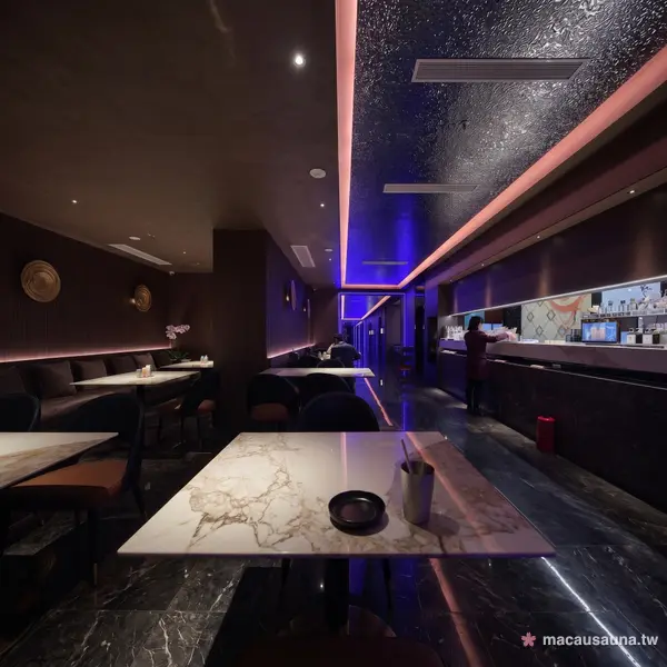 豪門桑拿殿酒吧用餐休息區霓虹氛圍，澳門桑拿免服務費